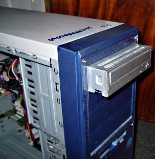 <Digimax S1030 / Kenox S1030> замена дисковода