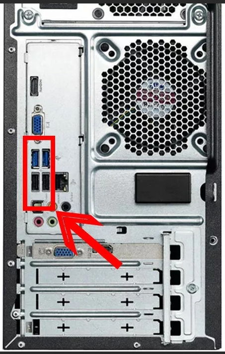 Подключаем один разъем кабеля к телефону, а второй к USB-разъему компьютера